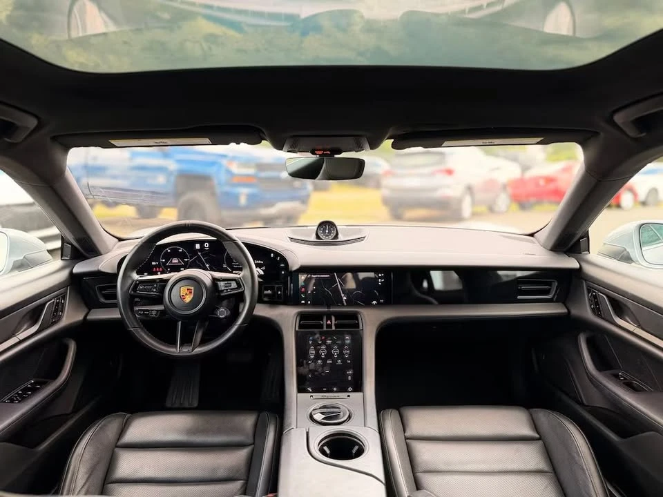 2020 Porsche Taycan 4S - Image 16 of 20