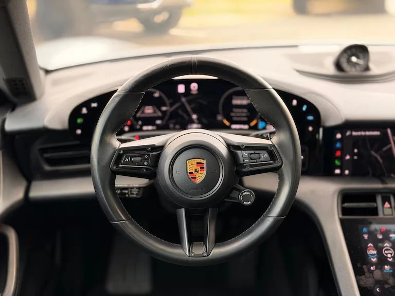 2020 Porsche Taycan 4S - Image 9 of 20