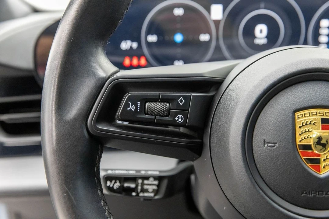 2020 Porsche Taycan 4S - Image 25 of 31