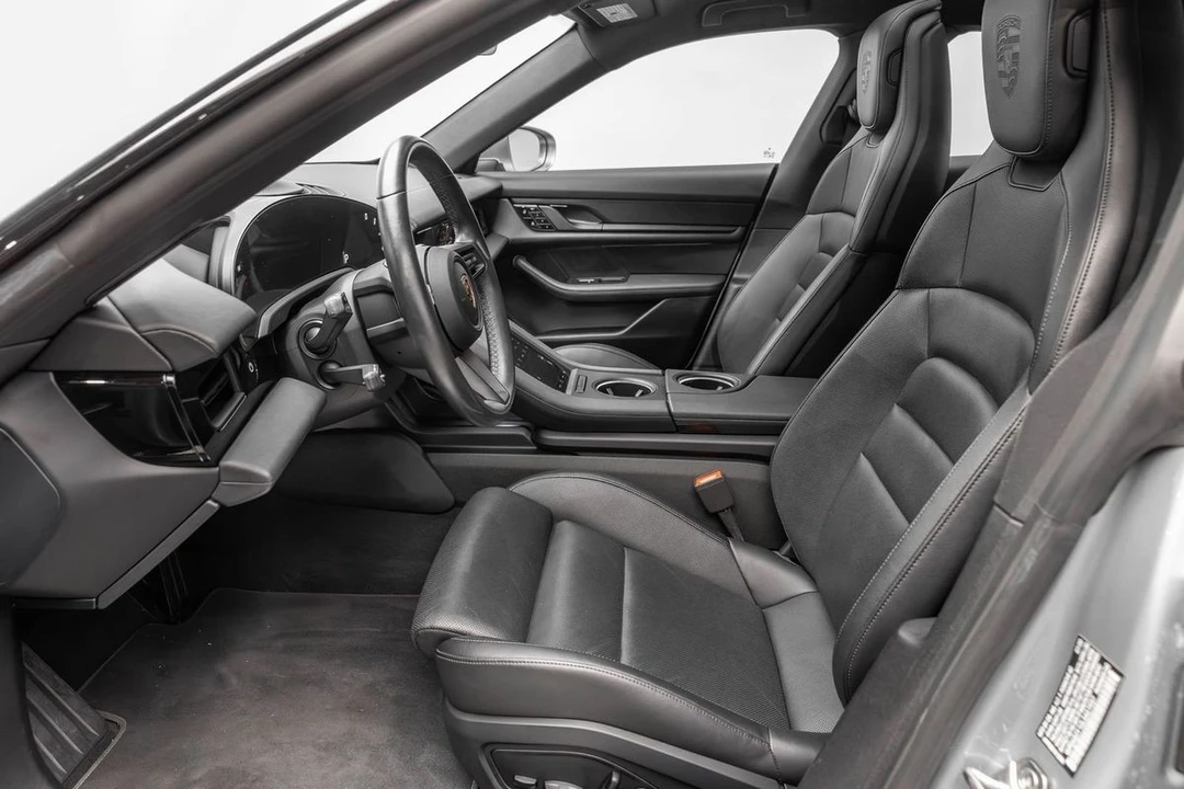 2020 Porsche Taycan 4S - Image 14 of 21