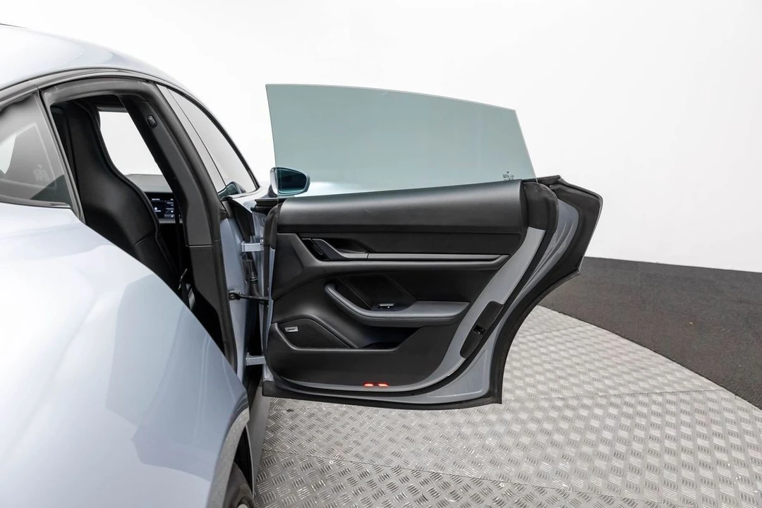 2020 Porsche Taycan 4S - Image 13 of 31