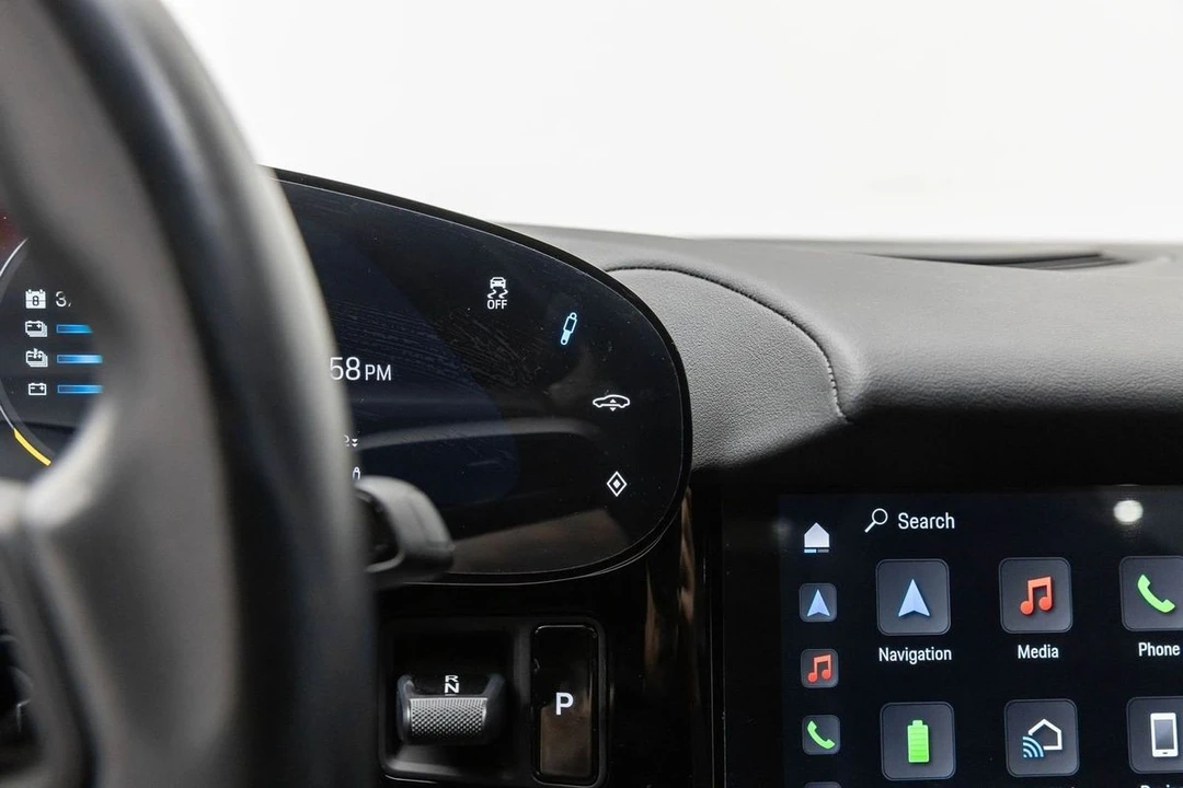 2020 Porsche Taycan 4S - Image 28 of 31
