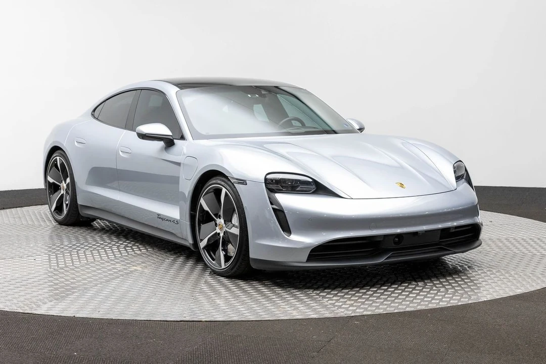 2020 Porsche Taycan 4S - Image 4 of 31