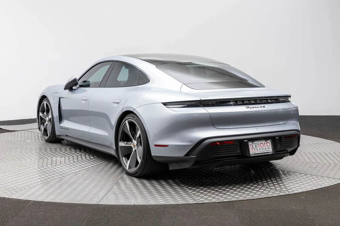 2020 Porsche Taycan 4S - Image 7 of 31