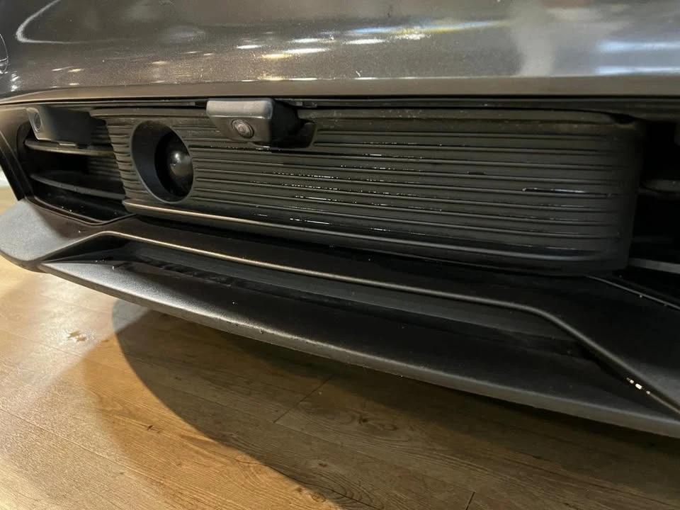 2020 Porsche Taycan 4S - Image 7 of 20
