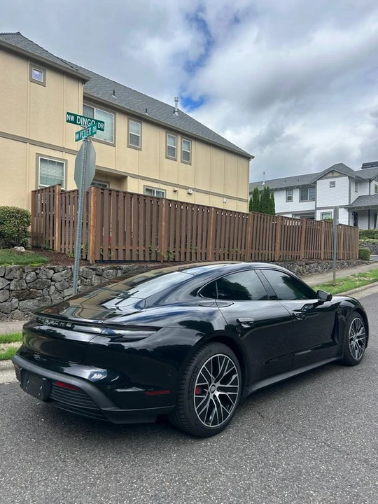 2020 Porsche Taycan 4S - Image 4 of 17
