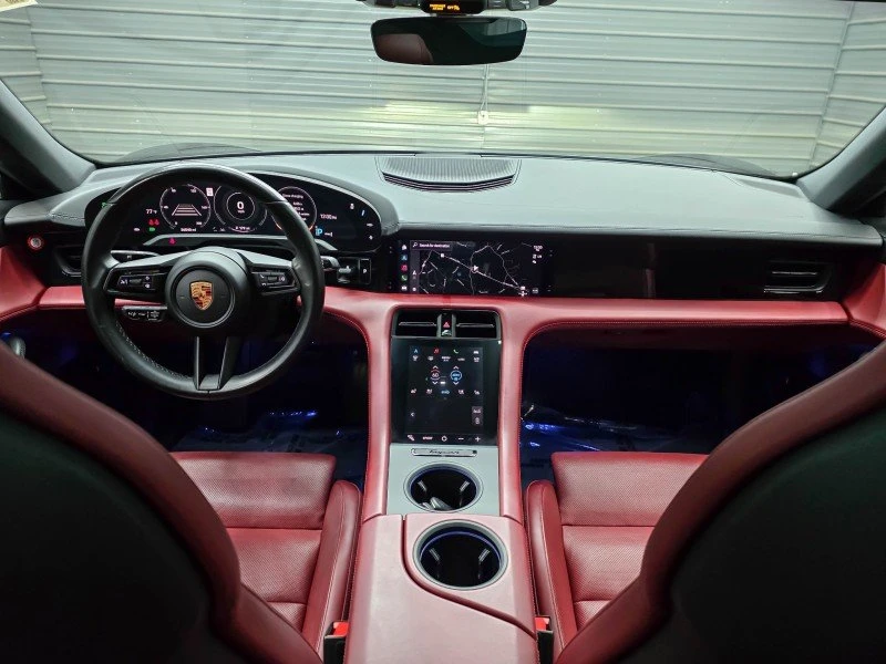 2020 Porsche Taycan 4S - Image 12 of 20
