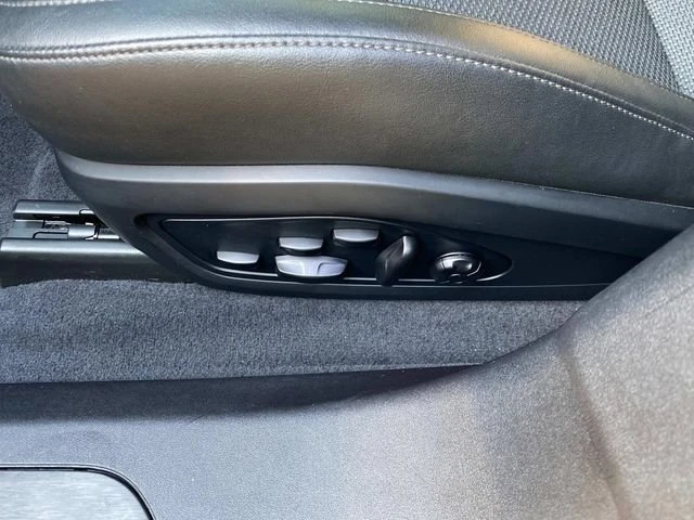 2020 Porsche Taycan 4S - Image 15 of 19