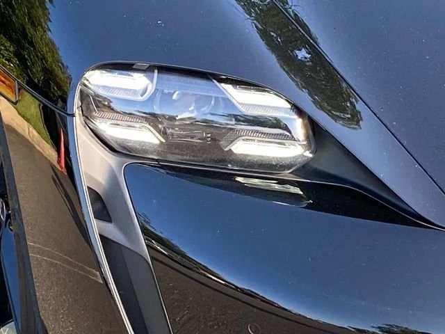 2020 Porsche Taycan 4S - Image 4 of 19