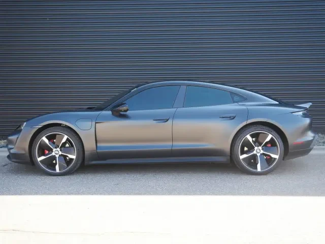 2020 Porsche Taycan 4S - Image 2 of 5