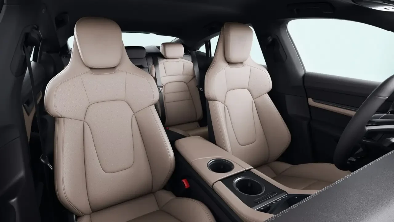 2020 Porsche Taycan 4S - Image 6 of 7