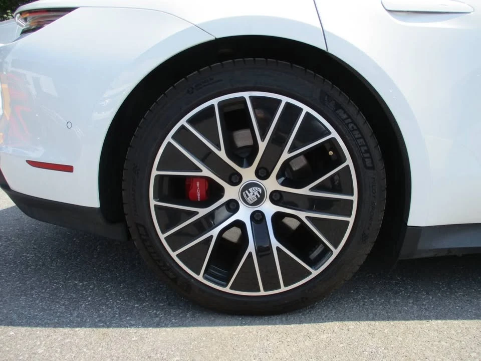 2020 Porsche Taycan 4S - Image 15 of 20