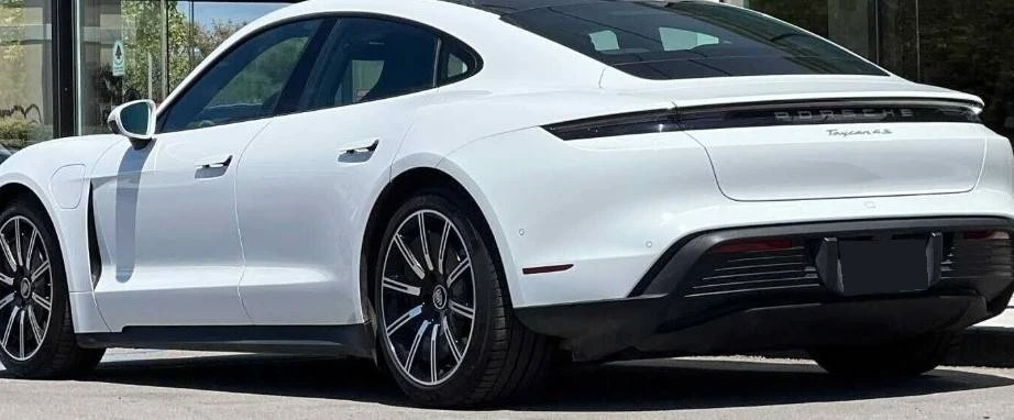2020 Porsche Taycan 4S - Image 4 of 4