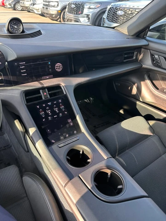 2020 Porsche Taycan 4S - Image 13 of 17