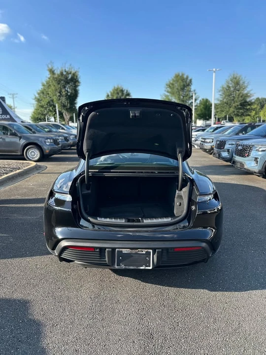 2020 Porsche Taycan 4S - Image 10 of 17