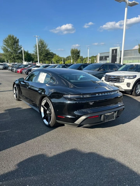 2020 Porsche Taycan 4S - Image 7 of 17