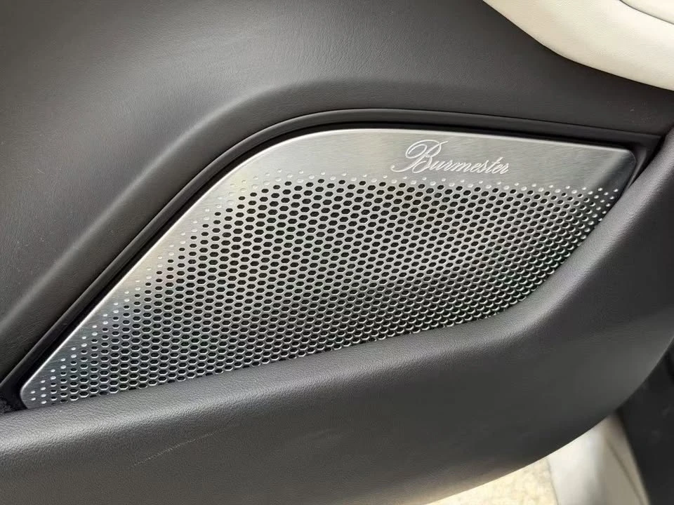 2020 Porsche Taycan 4S - Image 18 of 19