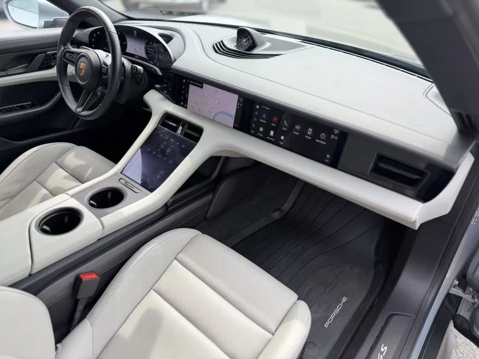 2020 Porsche Taycan 4S - Image 19 of 19