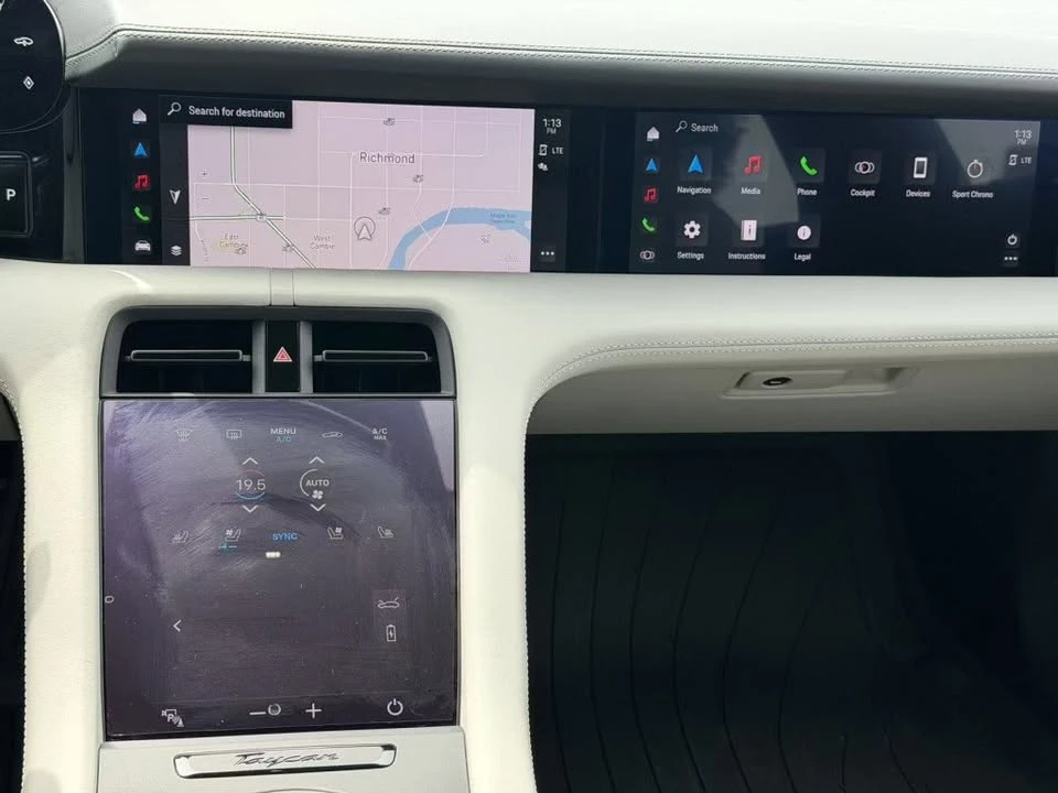 2020 Porsche Taycan 4S - Image 15 of 19