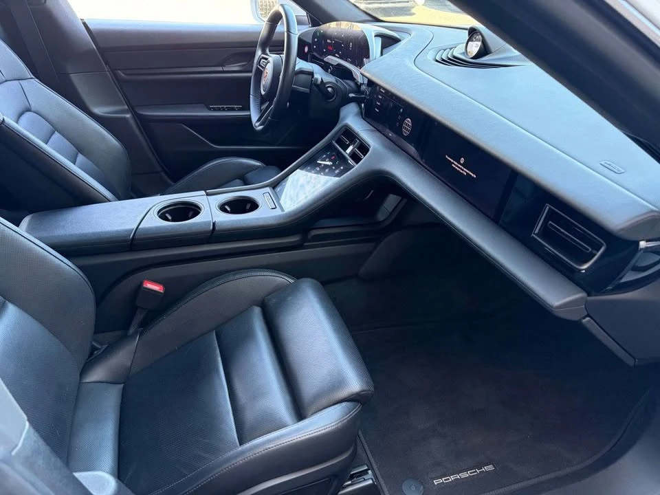 2020 Porsche Taycan 4S - Image 8 of 19