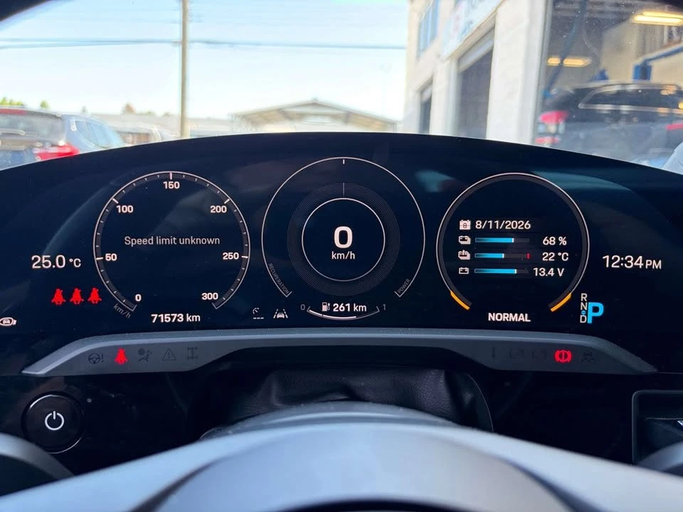 2020 Porsche Taycan 4S - Image 11 of 19