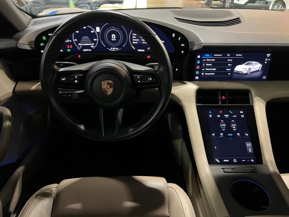 2020 Porsche Taycan 4S - Image 9 of 17