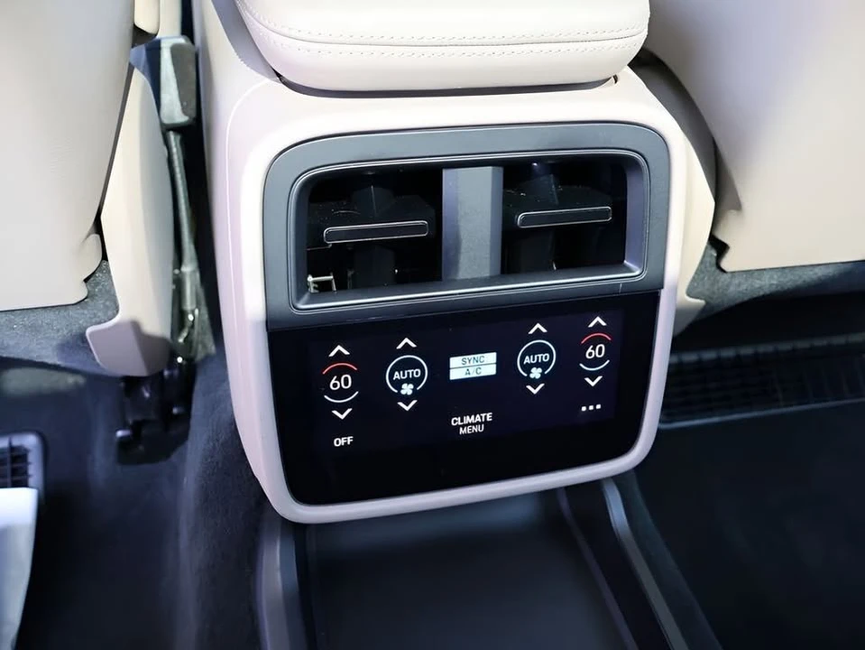 2020 Porsche Taycan 4S - Image 15 of 20