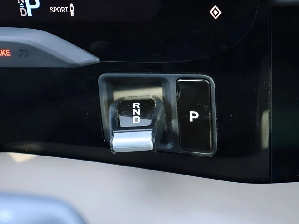 2020 Porsche Taycan 4S - Image 19 of 20