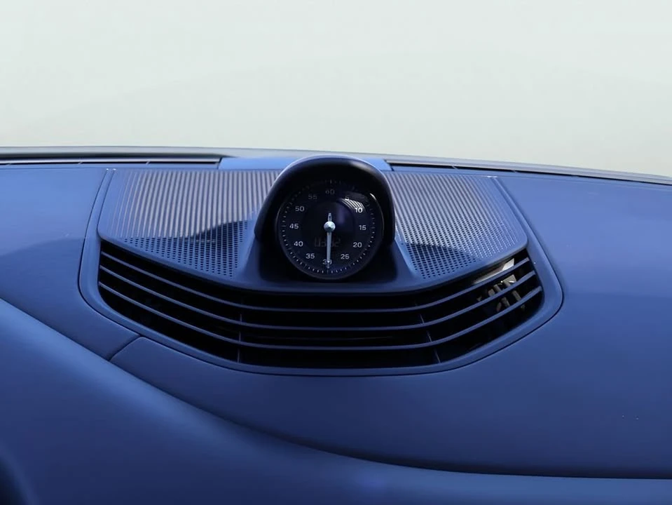 2020 Porsche Taycan 4S - Image 16 of 20
