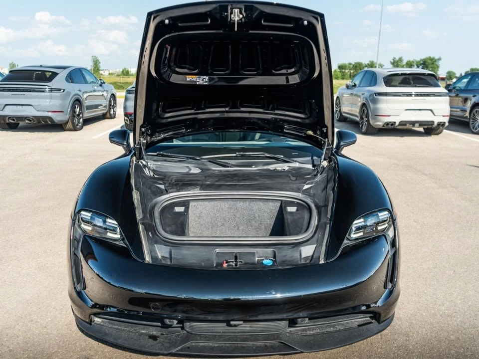 2020 Porsche Taycan 4S - Image 10 of 20