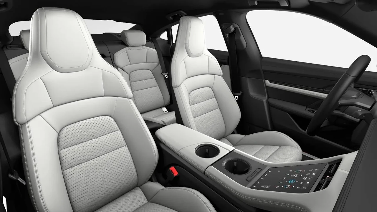 2020 Porsche Taycan 4S - Image 6 of 7