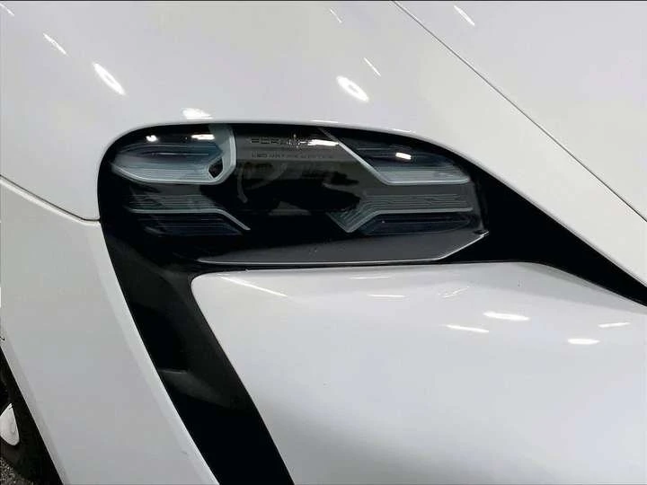 2020 Porsche Taycan 4S - Image 11 of 20