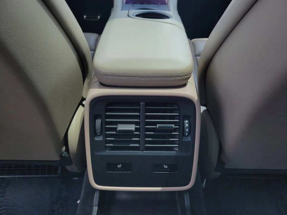 2020 Porsche Taycan 4S - Image 11 of 20