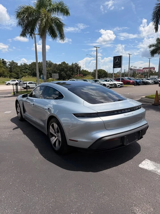 2020 Porsche Taycan 4S - Image 5 of 15