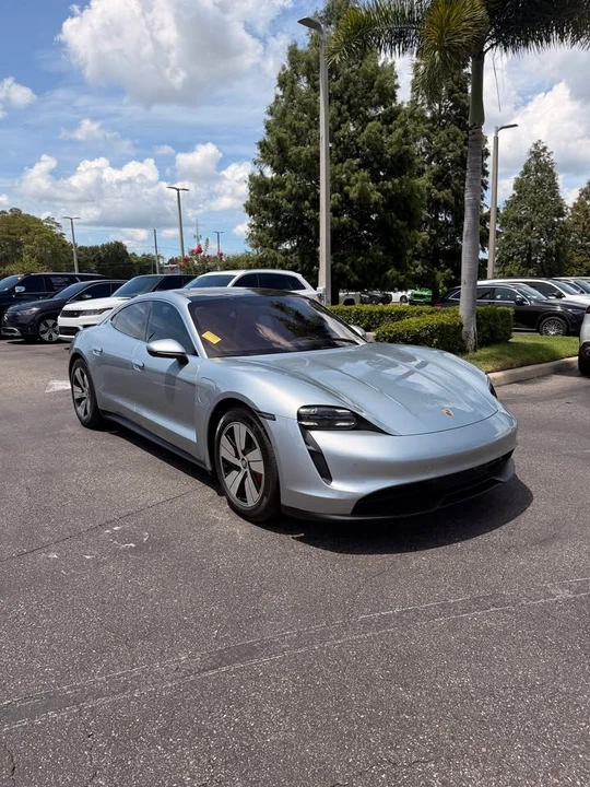 2020 Porsche Taycan 4S - Image 9 of 15