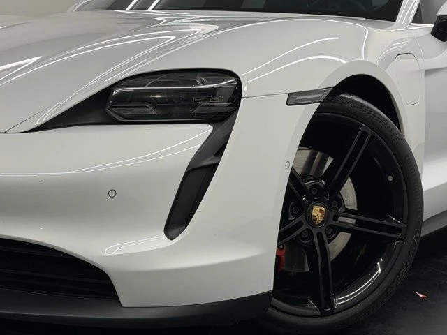 2020 Porsche Taycan 4S - Image 4 of 21
