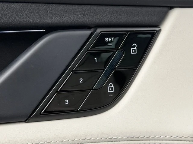 2020 Porsche Taycan 4S - Image 20 of 21