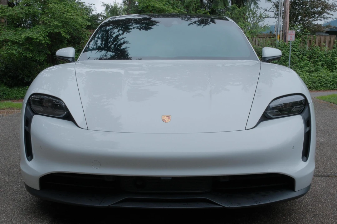 2020 Porsche Taycan 4S - Image 2 of 31