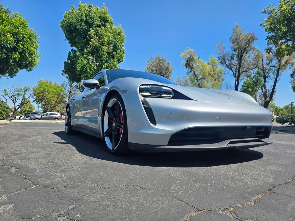 2020 Porsche Taycan 4S - Image 21 of 31