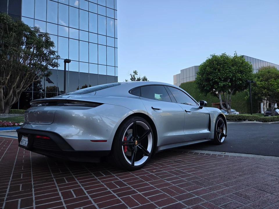 2020 Porsche Taycan 4S - Image 6 of 31