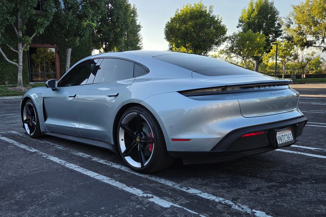 2020 Porsche Taycan 4S - Image 4 of 31