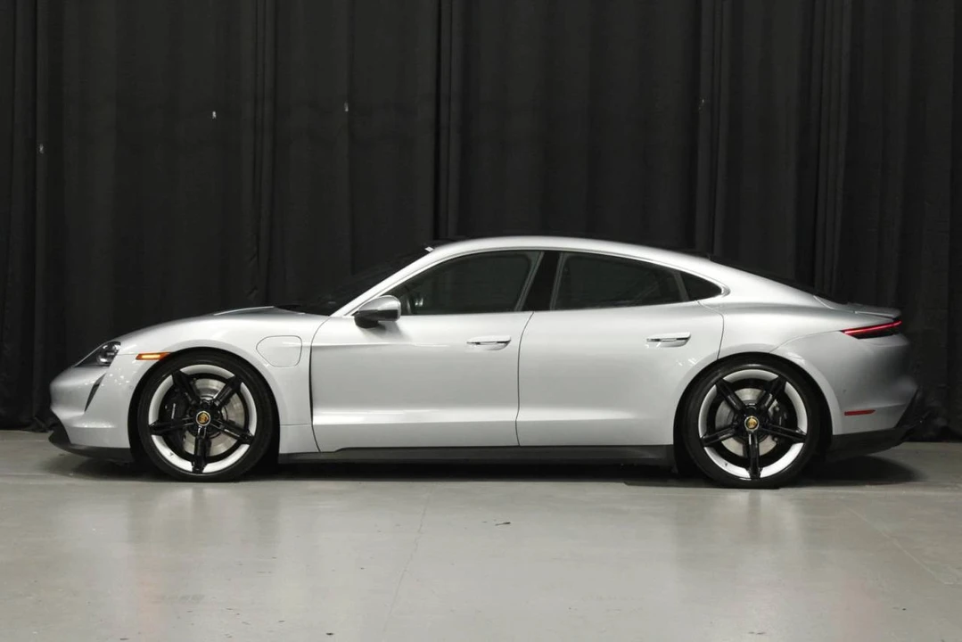 2020 Porsche Taycan 4S - Image 2 of 5