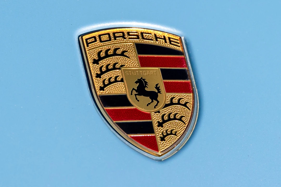 2020 Porsche Taycan 4S - Image 11 of 31