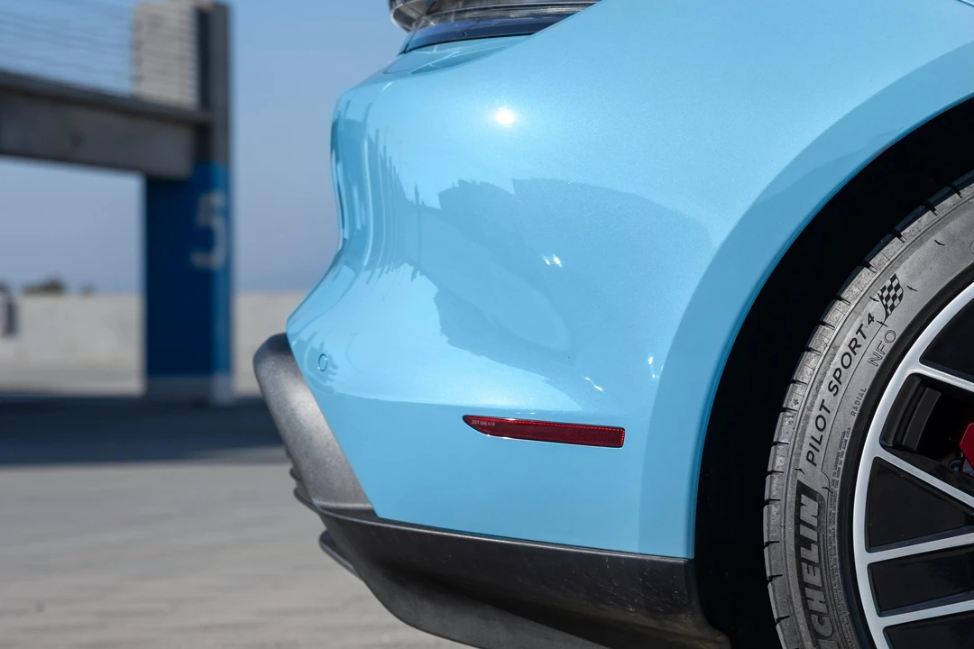 2020 Porsche Taycan 4S - Image 15 of 31