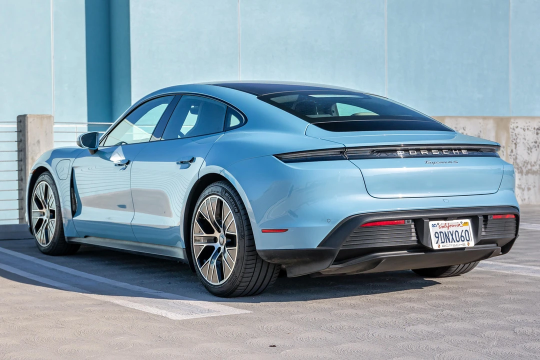 2020 Porsche Taycan 4S - Image 4 of 31