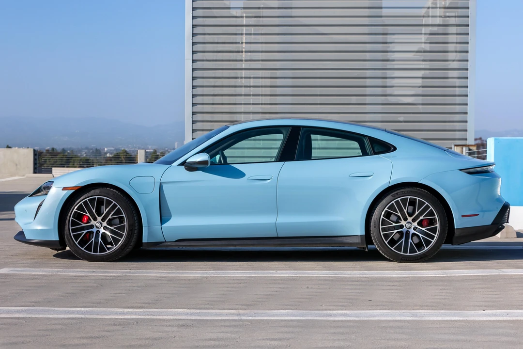 2020 Porsche Taycan 4S - Image 6 of 31