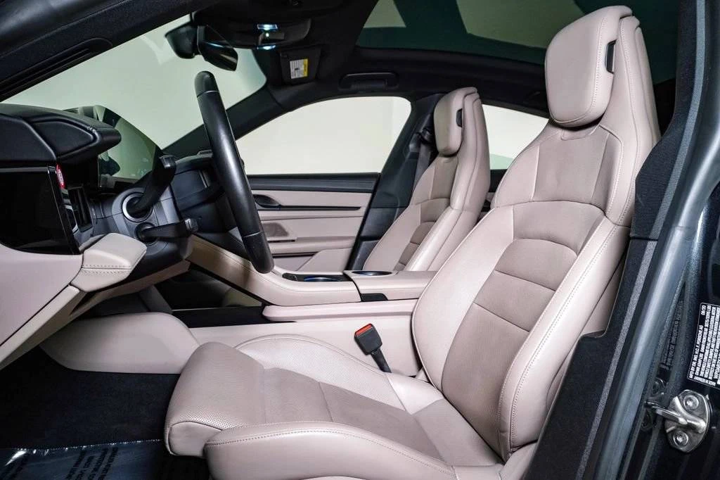 2020 Porsche Taycan 4S - Image 4 of 5