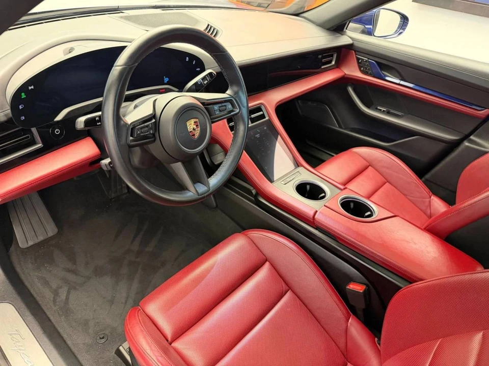 2020 Porsche Taycan 4S - Image 4 of 5