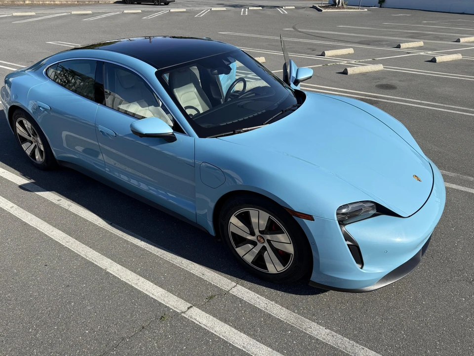 2020 Porsche Taycan 4S - Image 13 of 31