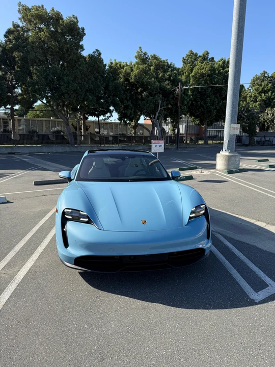 2020 Porsche Taycan 4S - Image 16 of 31